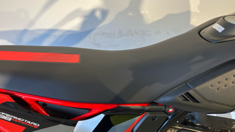 Ducati Hypermotard 698 RVE (24MY)